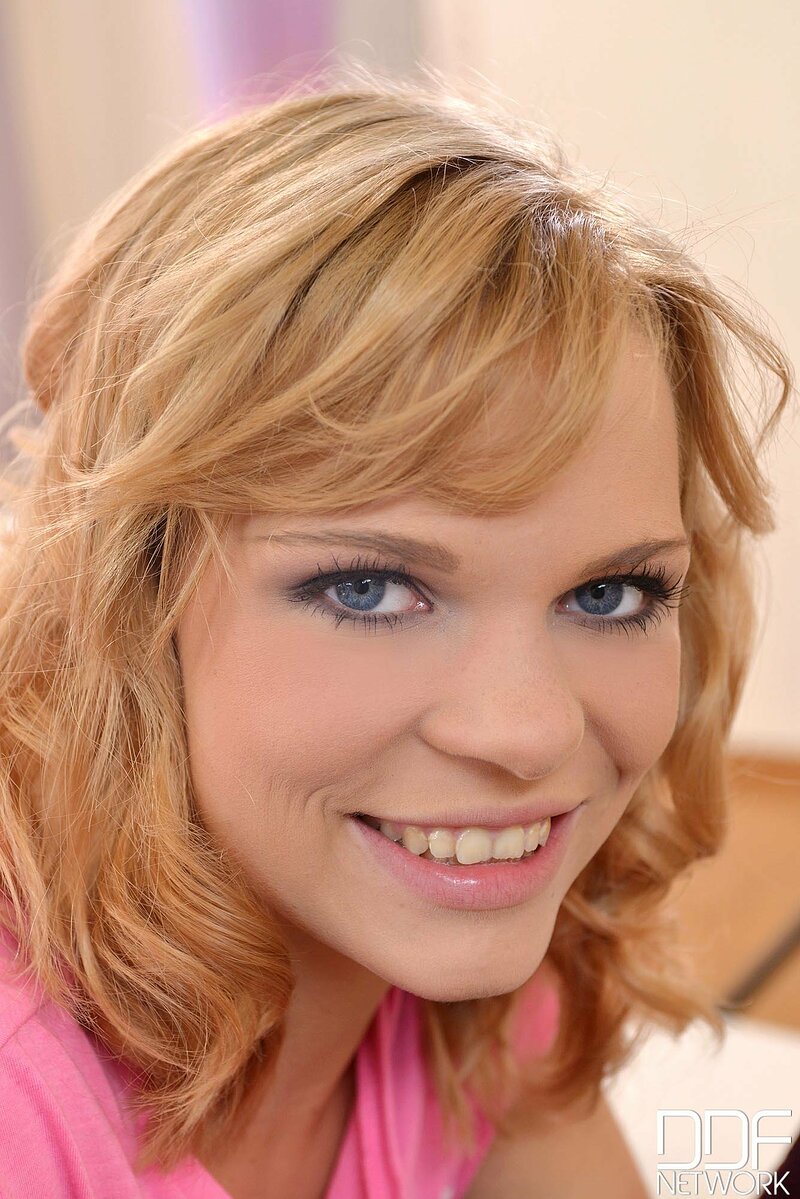 Наталия, 42 года, 2 размер груди